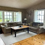 Perla I Nordfjord Holiday home *