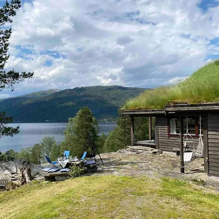 Perla I Nordfjord Holiday home