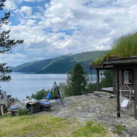 Holiday home Perla I Nordfjord